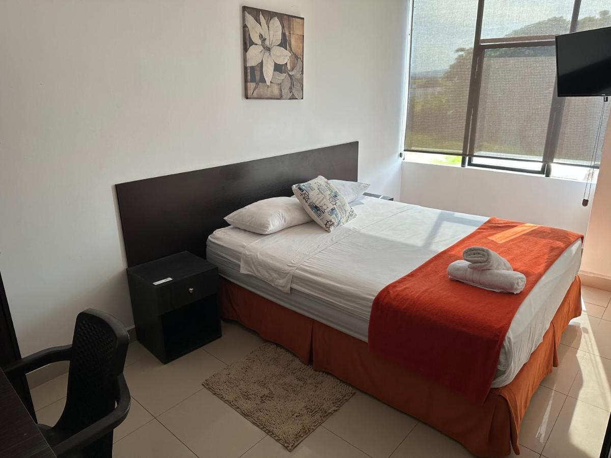 Hotel Punta Azul Pedernales Bagian luar foto